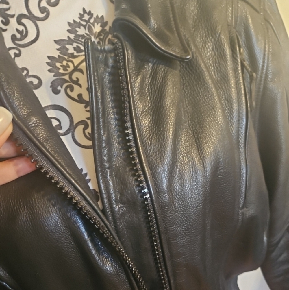 Vintage First Classics Women’s Black Leather Biker Jacket L–Thinsulate, Full zip - Picture 9 of 16